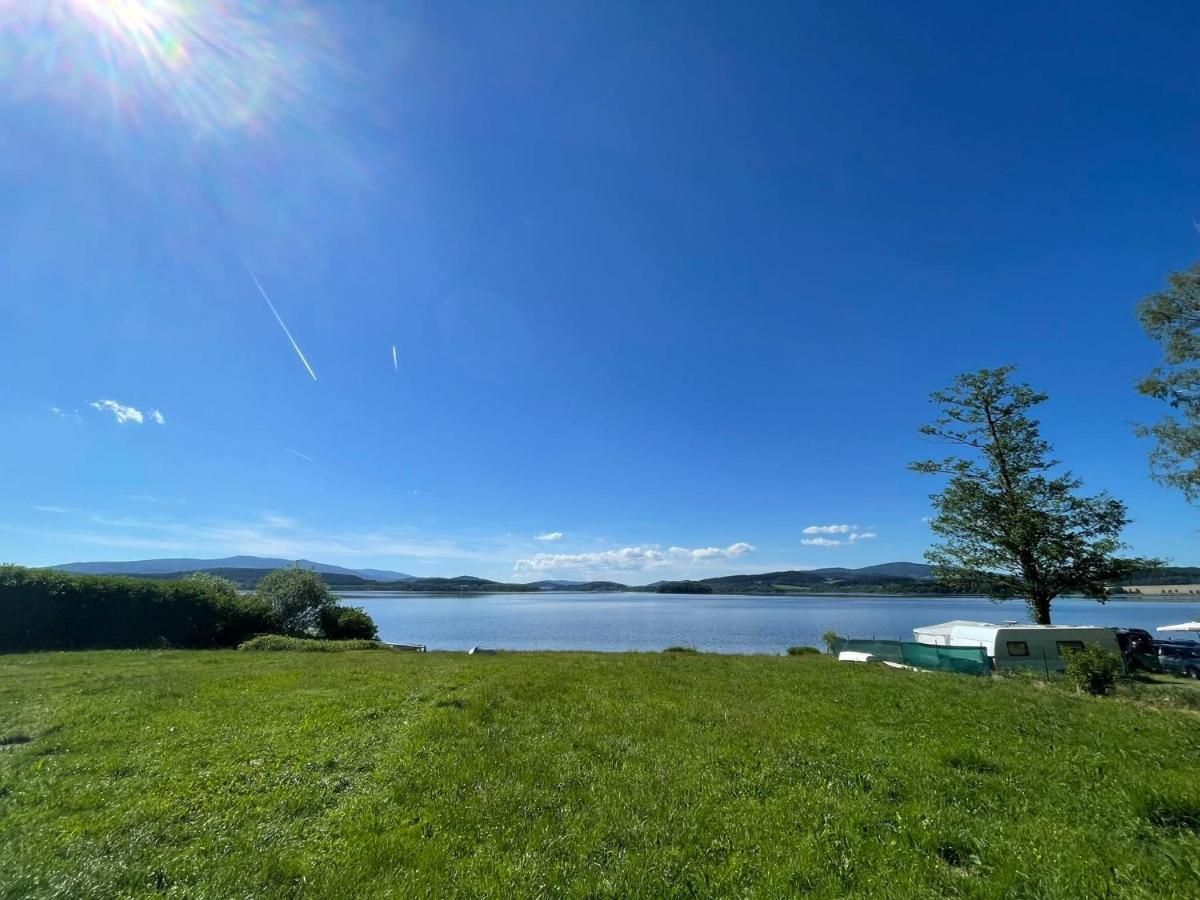 Hobiti Chatka Lipno Villa Černá v Pošumaví Eksteriør bilde