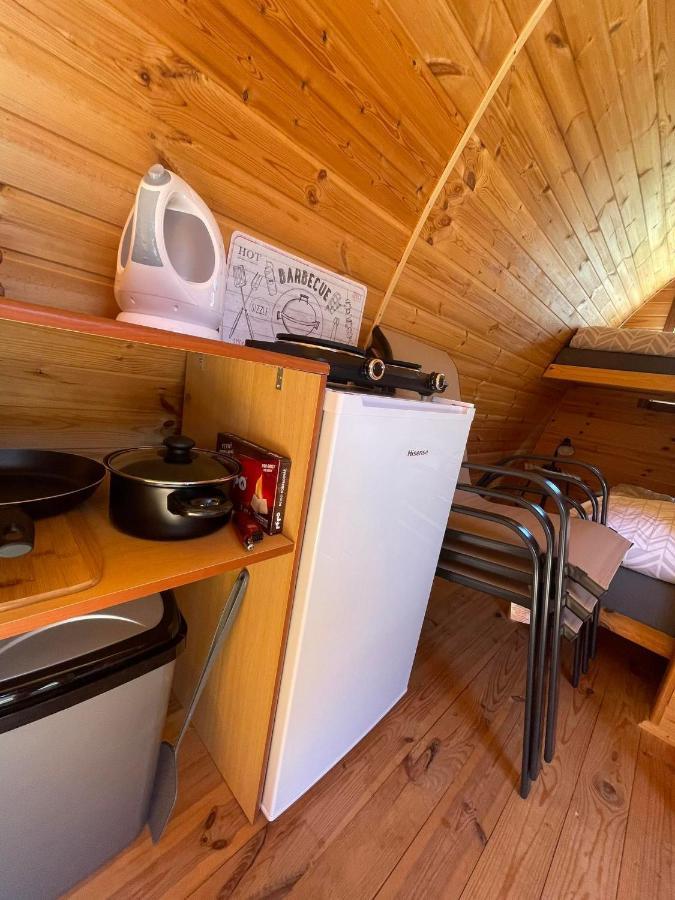Hobiti Chatka Lipno Černá v Pošumaví Eksteriør bilde